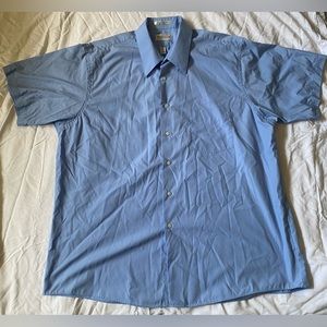 Van Heusen wrinkle free half sleeve 17 1/2  XL blue button-up collard shirt